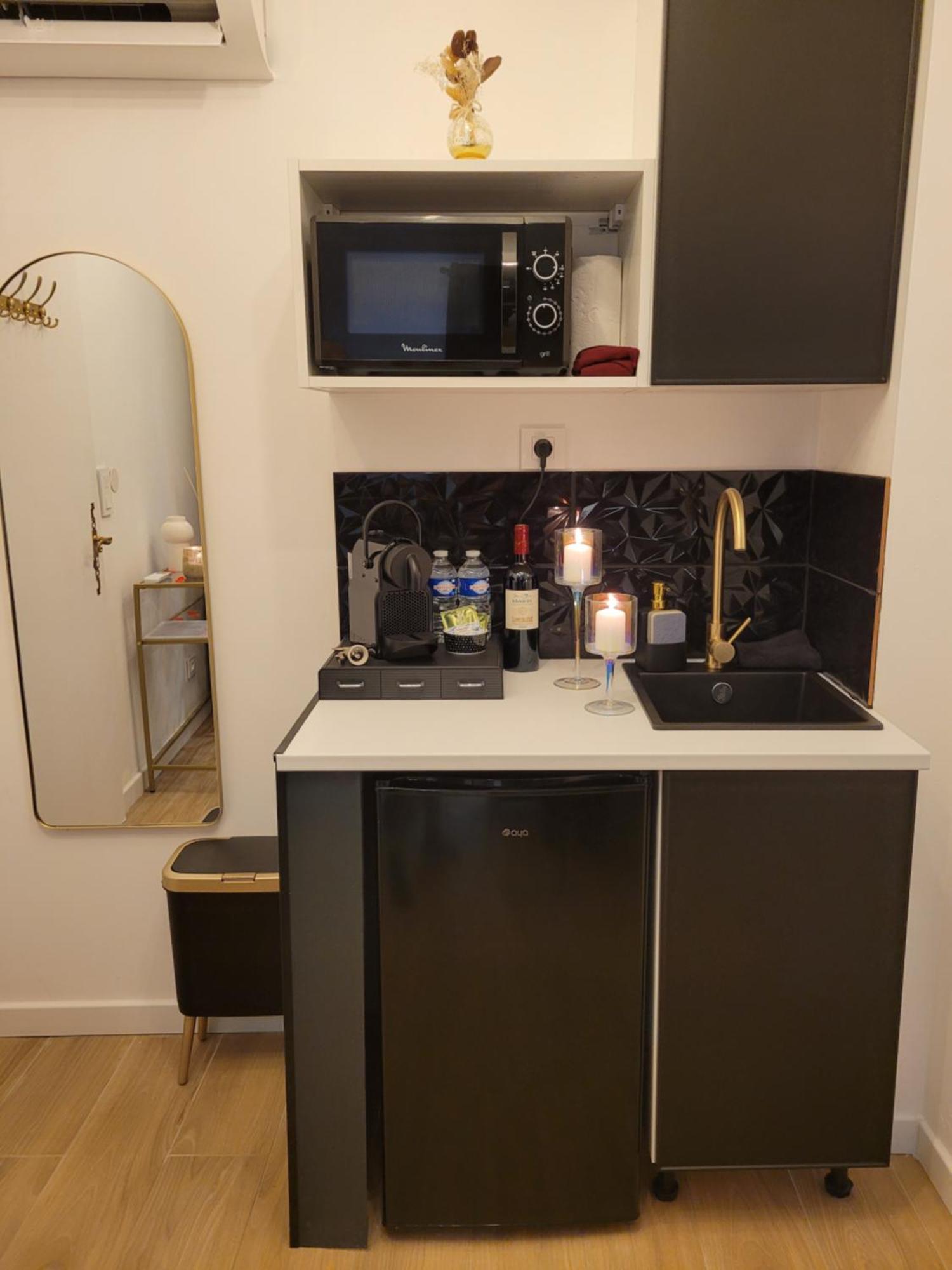 Nuit D'Evasion Love Room Avec Baignoire Balneotherapie Toulon Exteriér fotografie